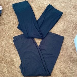 Two old navy yoga pants ☺️